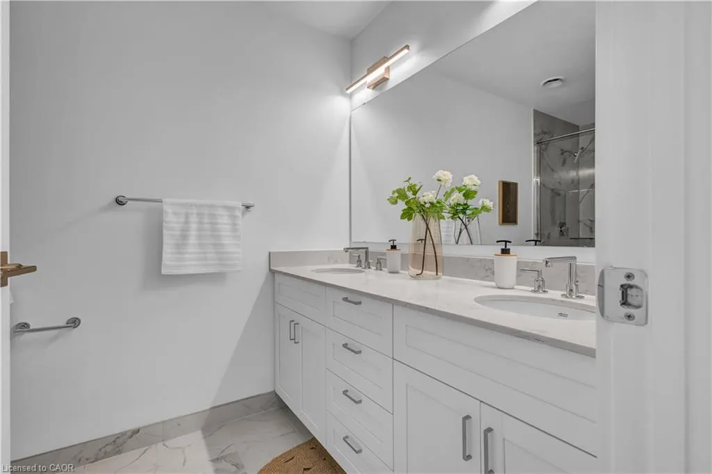 15 Glebe Street #1414