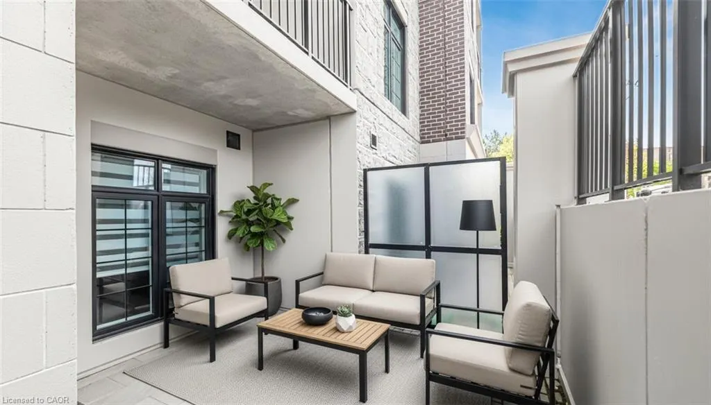 153 Wilson Street W #105