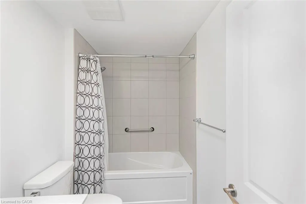 153 Wilson Street W #105