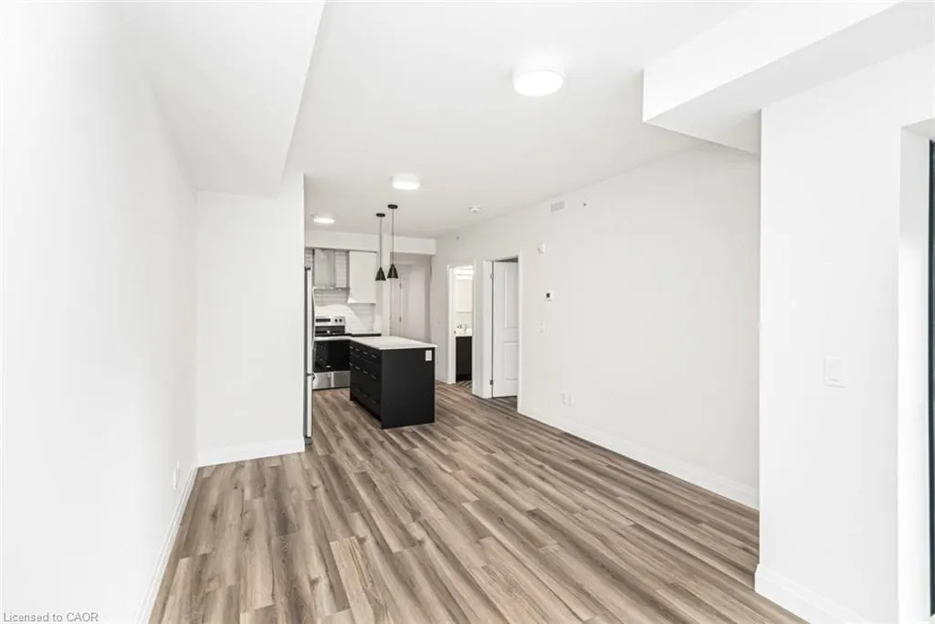 153 Wilson Street W #105