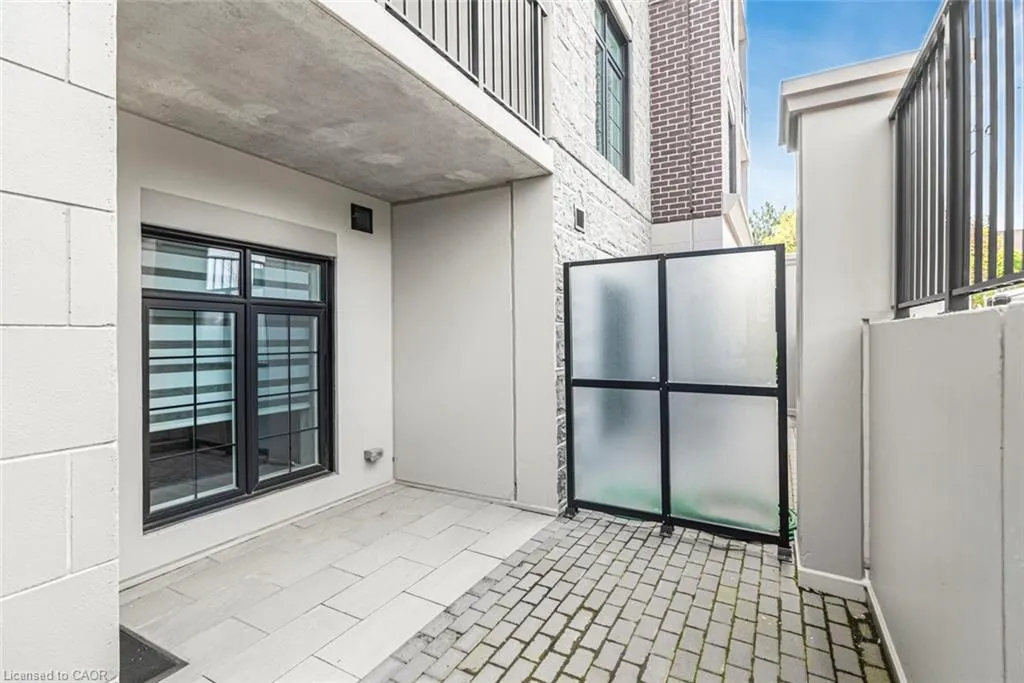 153 Wilson Street W #105