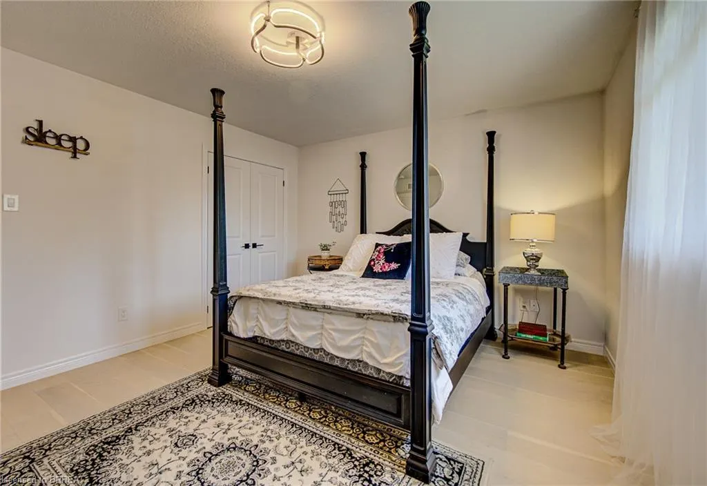 29 Schuyler Street #52