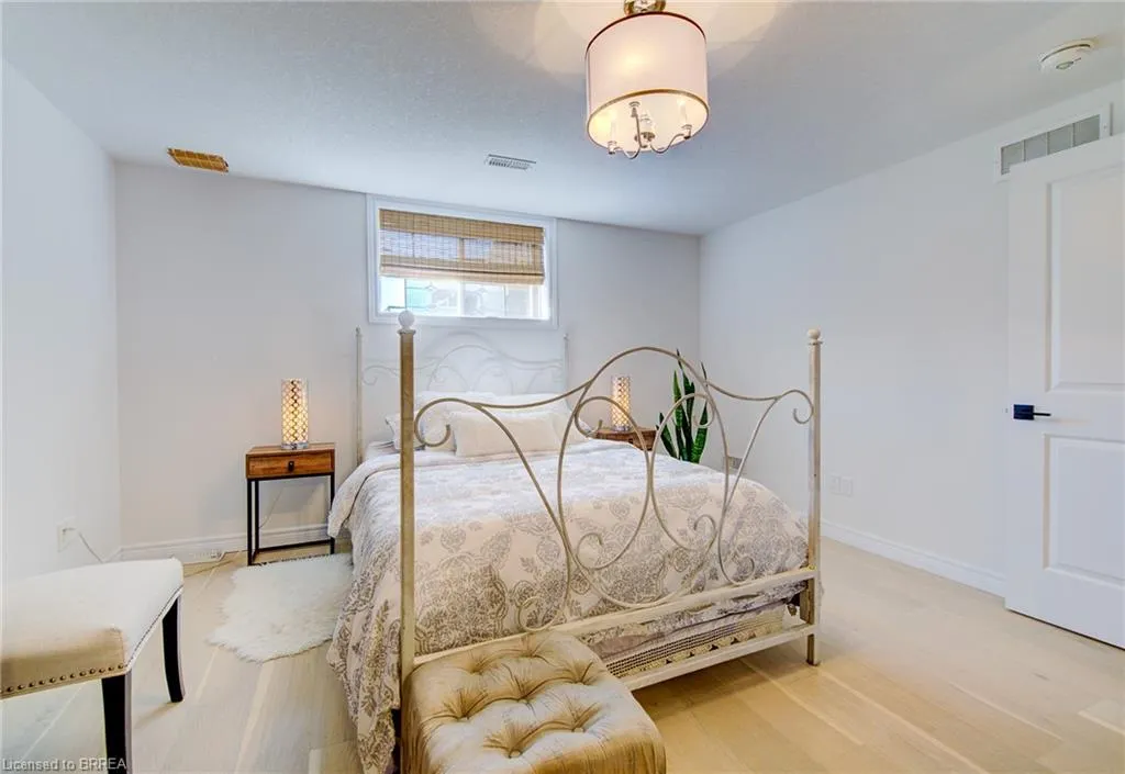 29 Schuyler Street #52