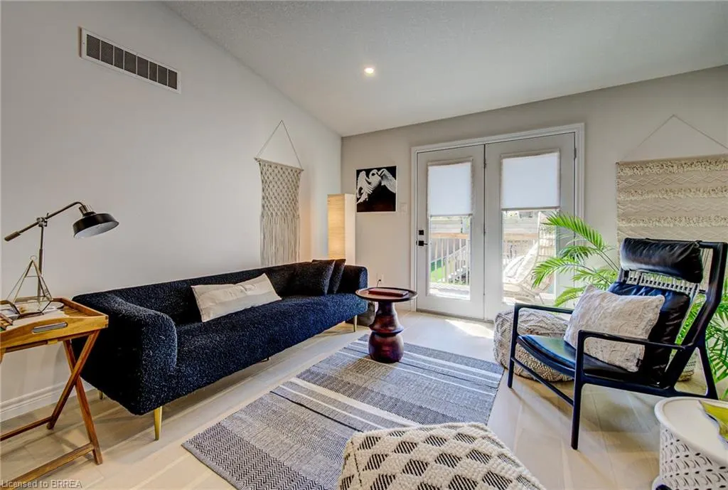29 Schuyler Street #52