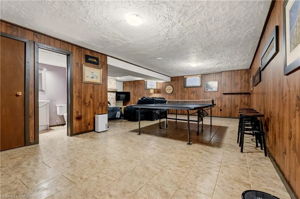 6888 Barrisdale Drive