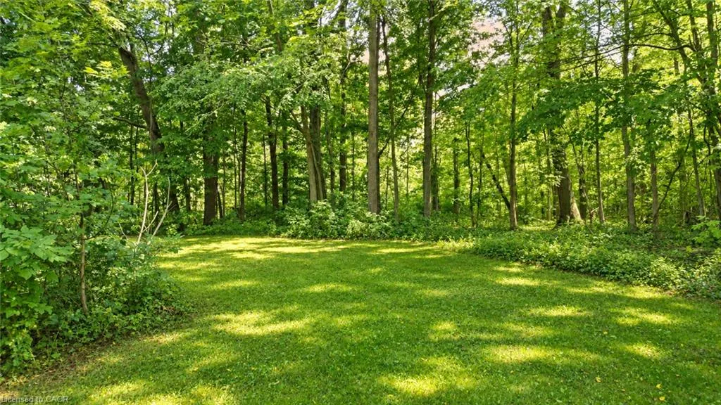 130 Concession 5 Road E