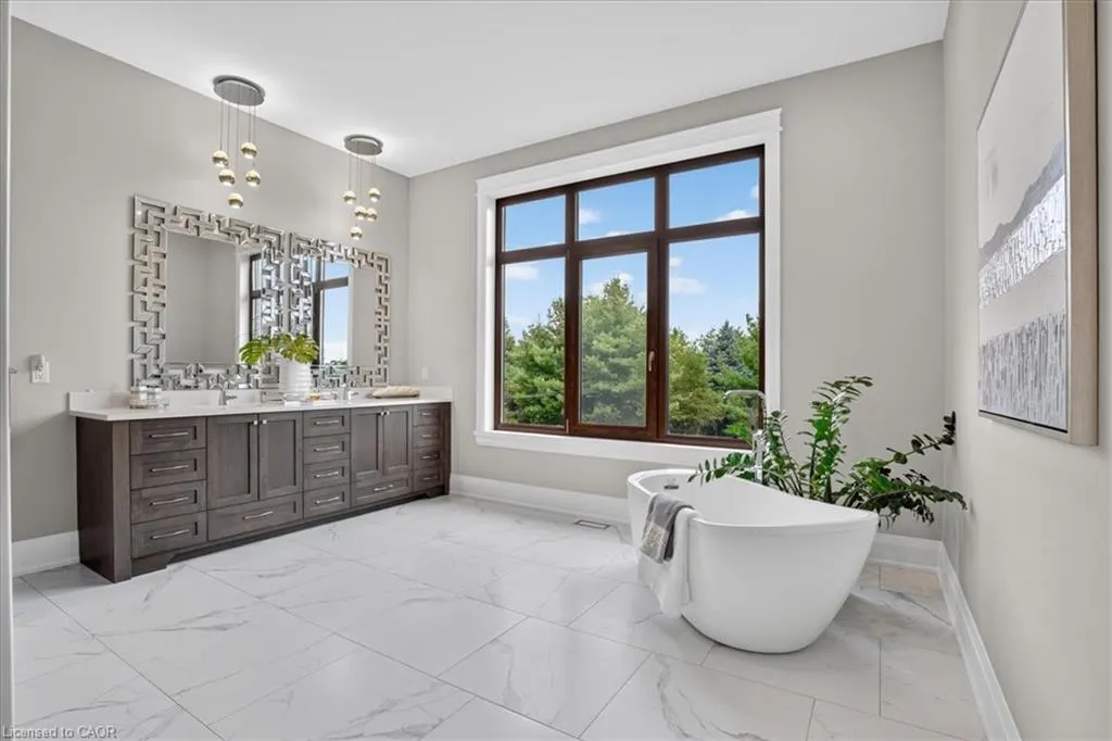 670 Bishopsgate Road #8