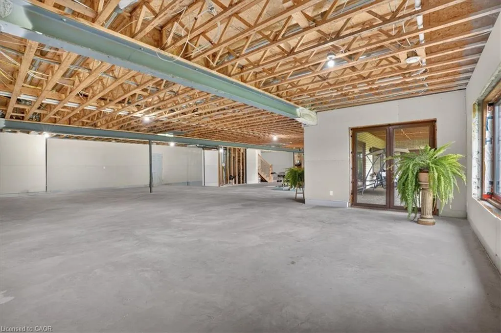 670 Bishopsgate Road #8