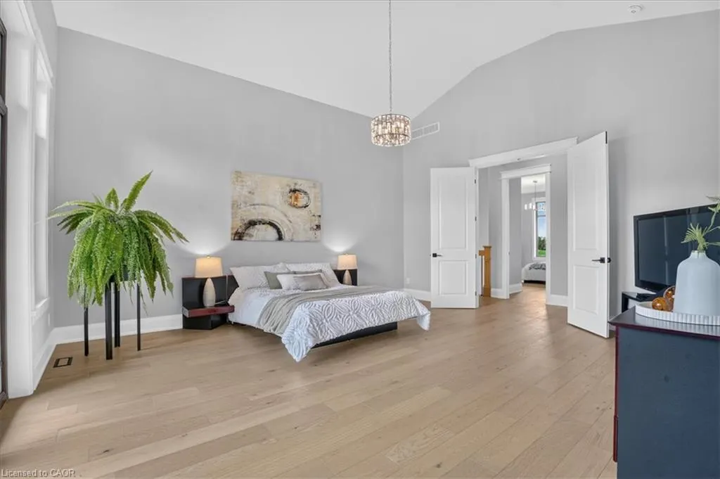 670 Bishopsgate Road #8