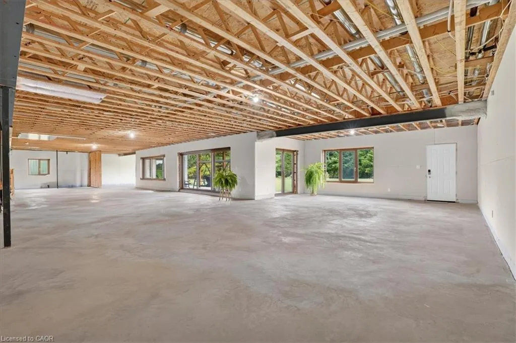 670 Bishopsgate Road #8