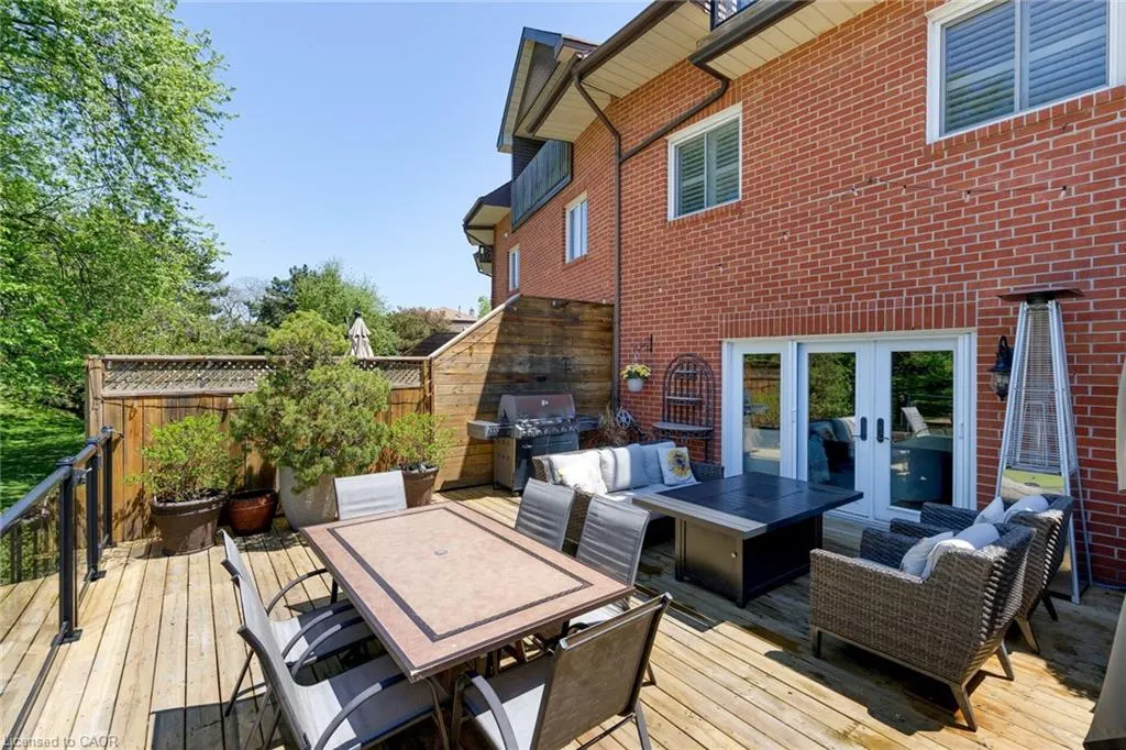 68 Tradewind Drive