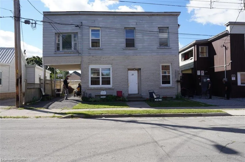 13 Albert Street