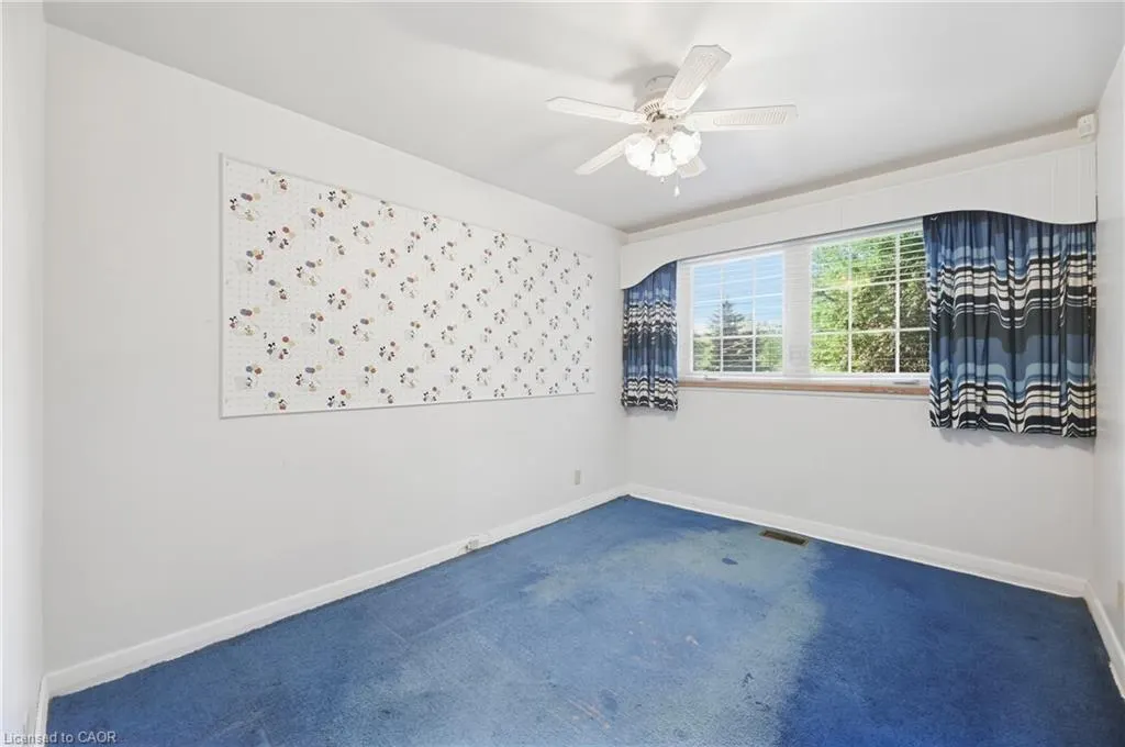 8 Hill Place