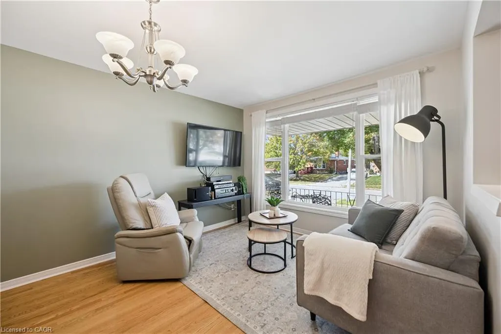 99 Linnwood Avenue