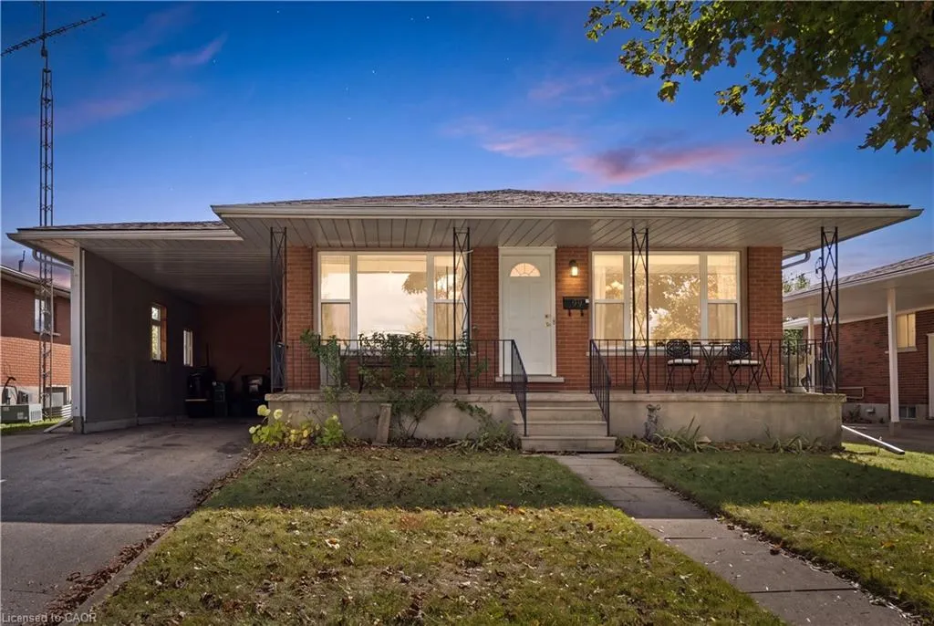 99 Linnwood Avenue