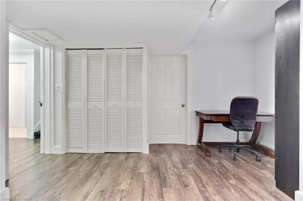 7 Shadywood Lane