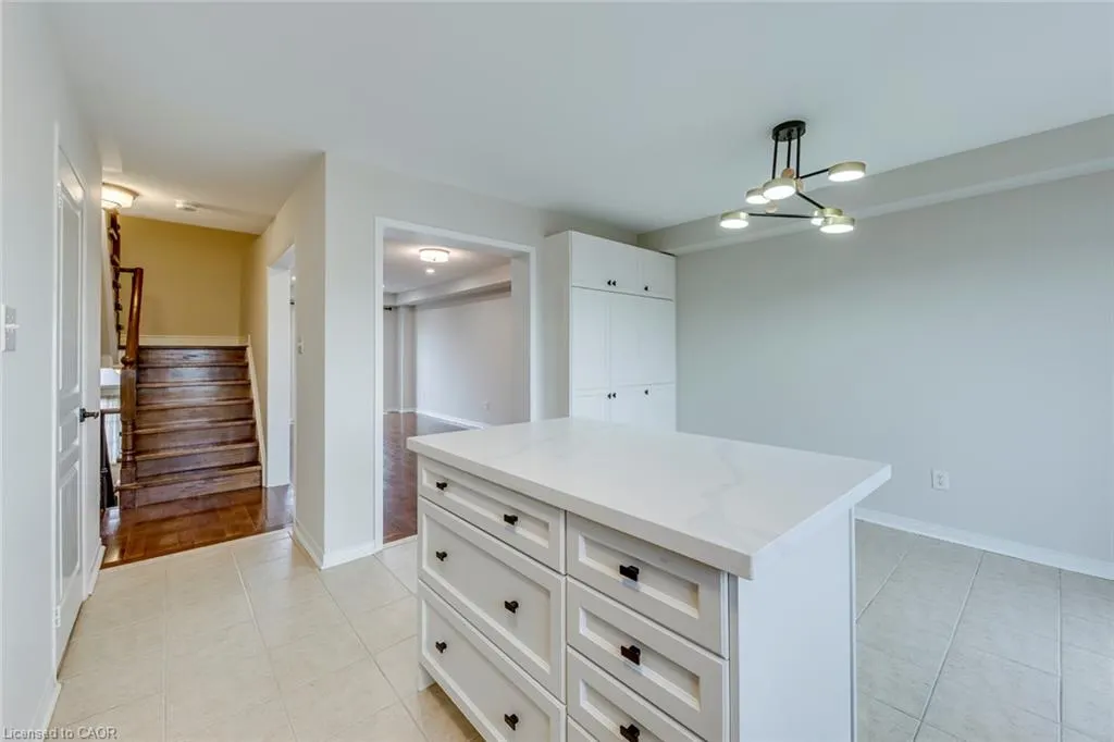 2418 Adamvale Crescent