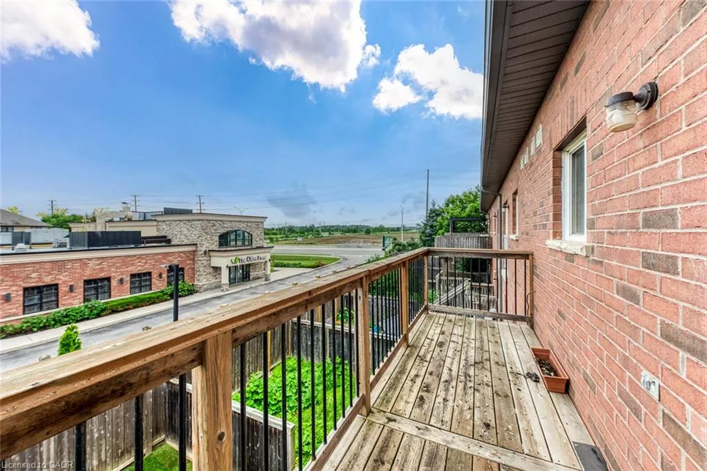 2418 Adamvale Crescent