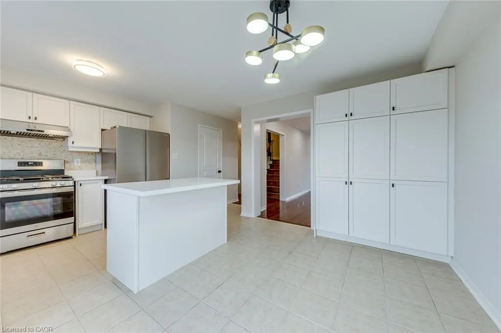 2418 Adamvale Crescent