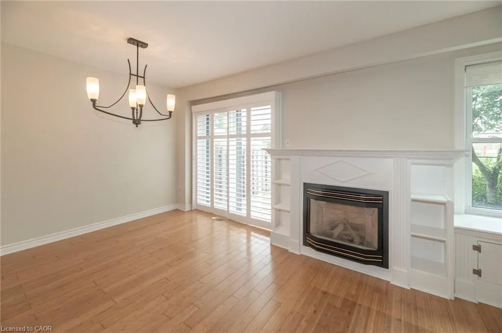 1066 Runnymead Crescent