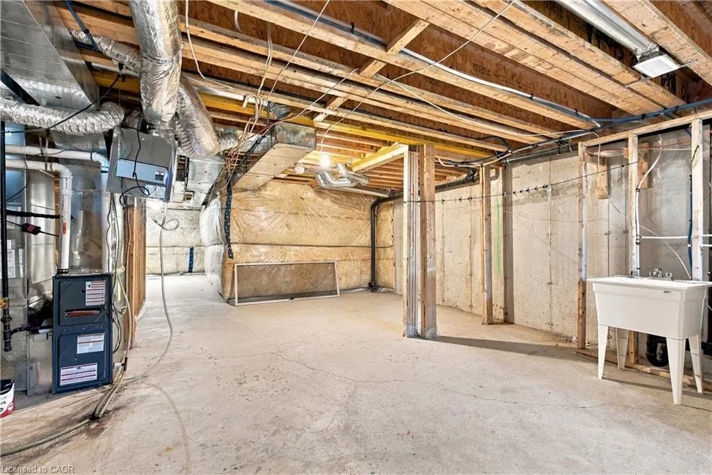 31 Sapphire Way