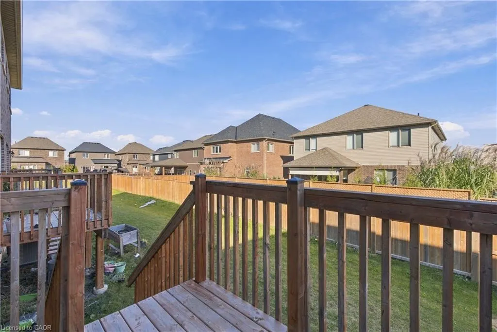 31 Sapphire Way