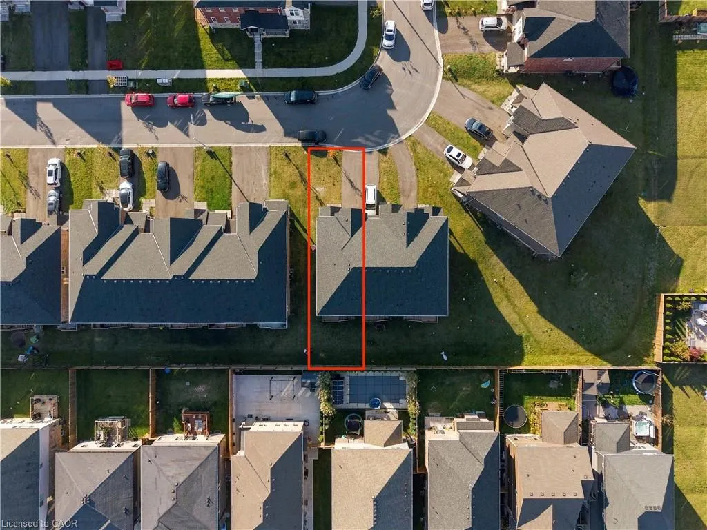 31 Sapphire Way