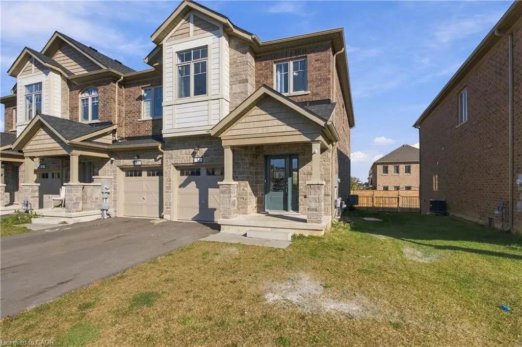 31 Sapphire Way