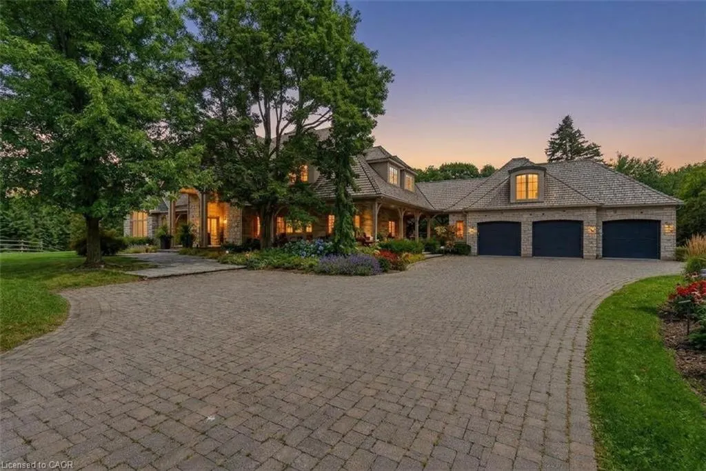 2376 8 Sideroad