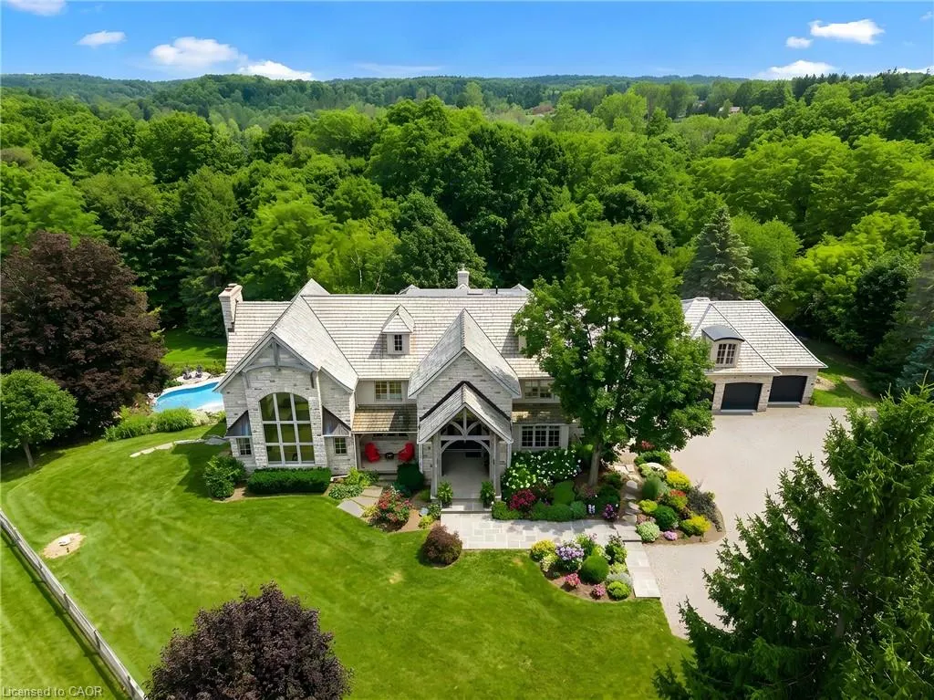 2376 8 Sideroad