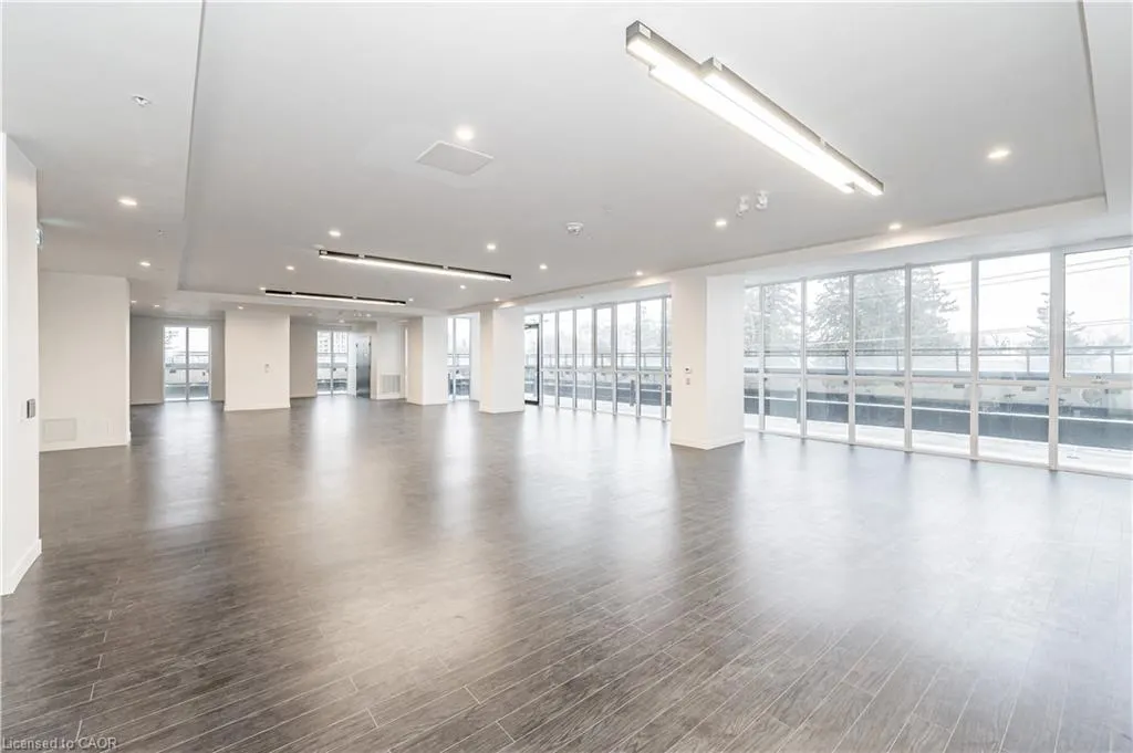 128 King Street N #1205