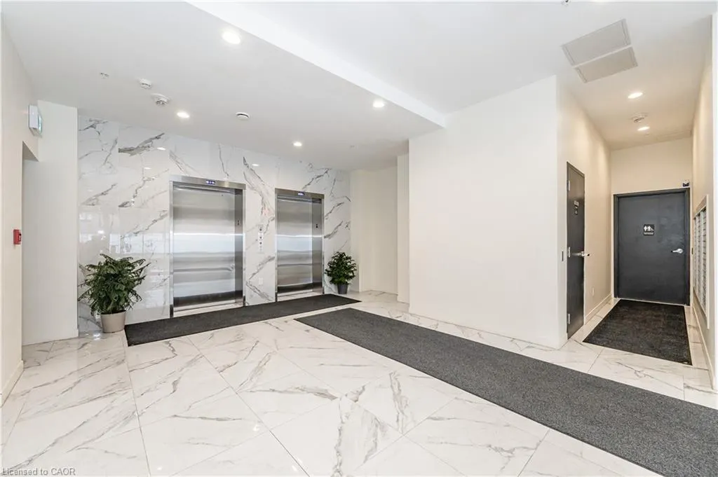 128 King Street N #1205