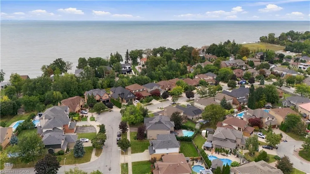 35 Lido Drive