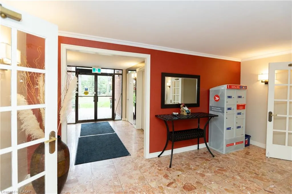 150 Wilson Street W #116