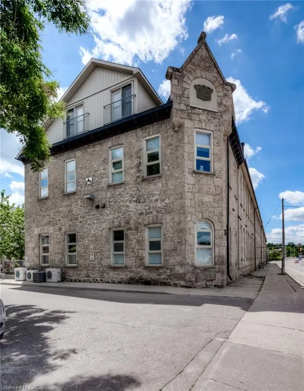 25 Concession Street #110