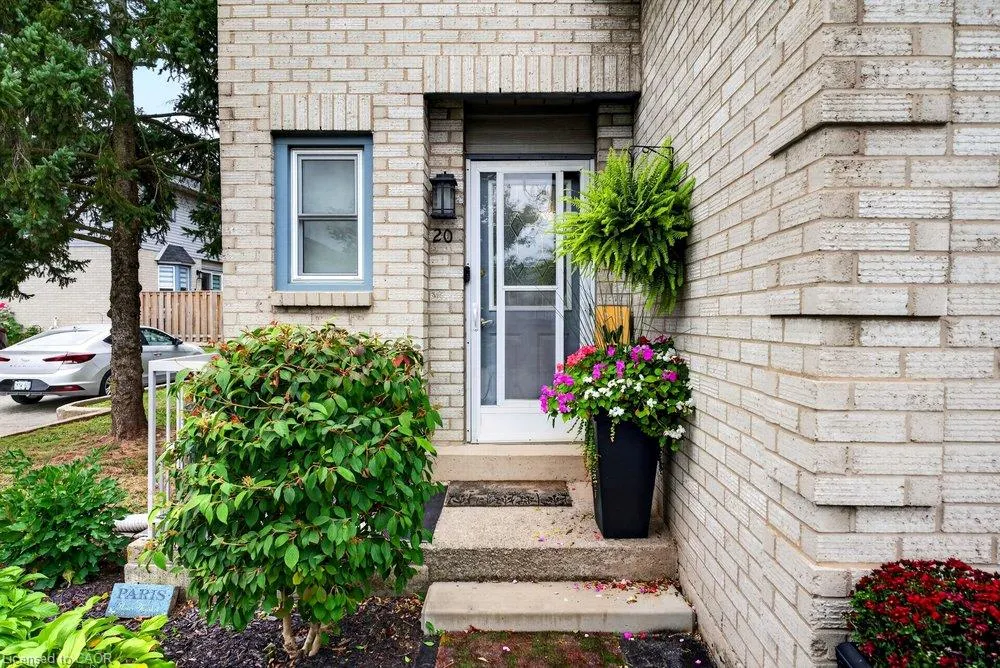 2 Royalwood Court #20