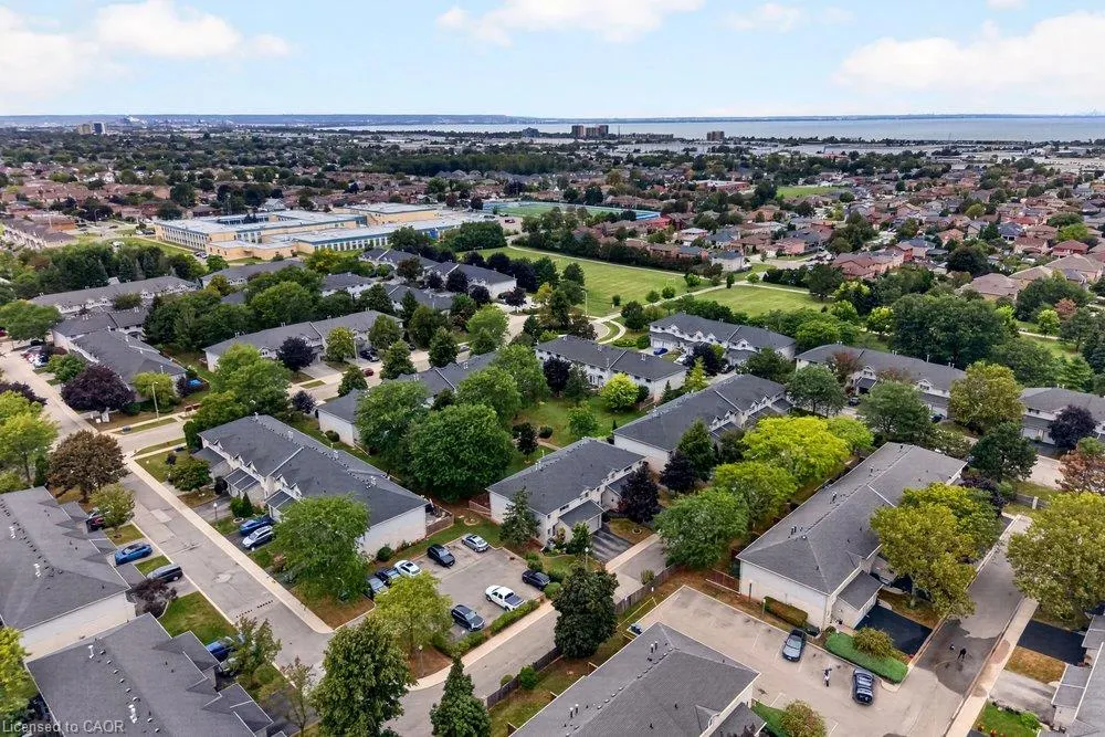 2 Royalwood Court #20