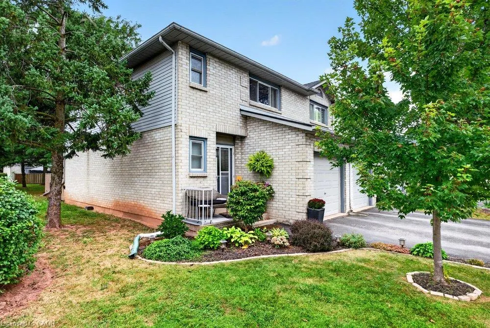 2 Royalwood Court #20