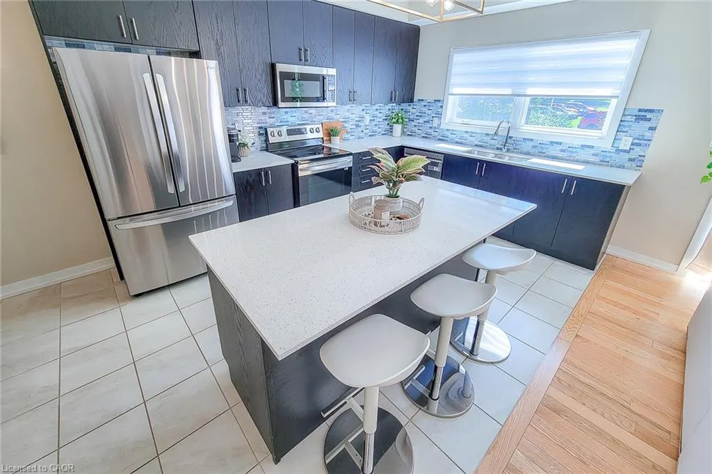 3 Trailside Drive