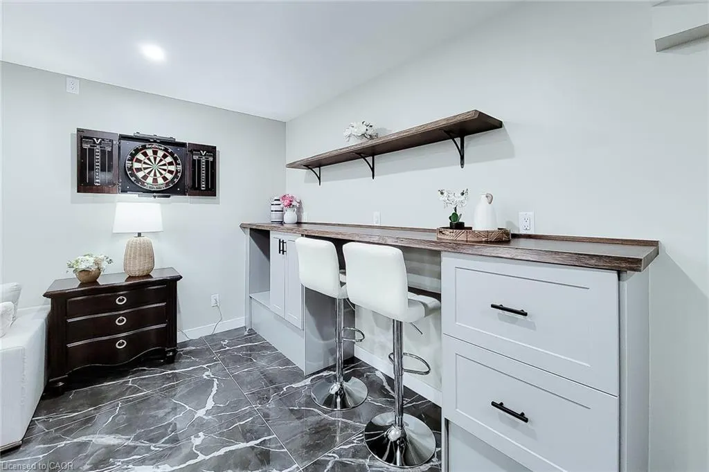 3 Trailside Drive