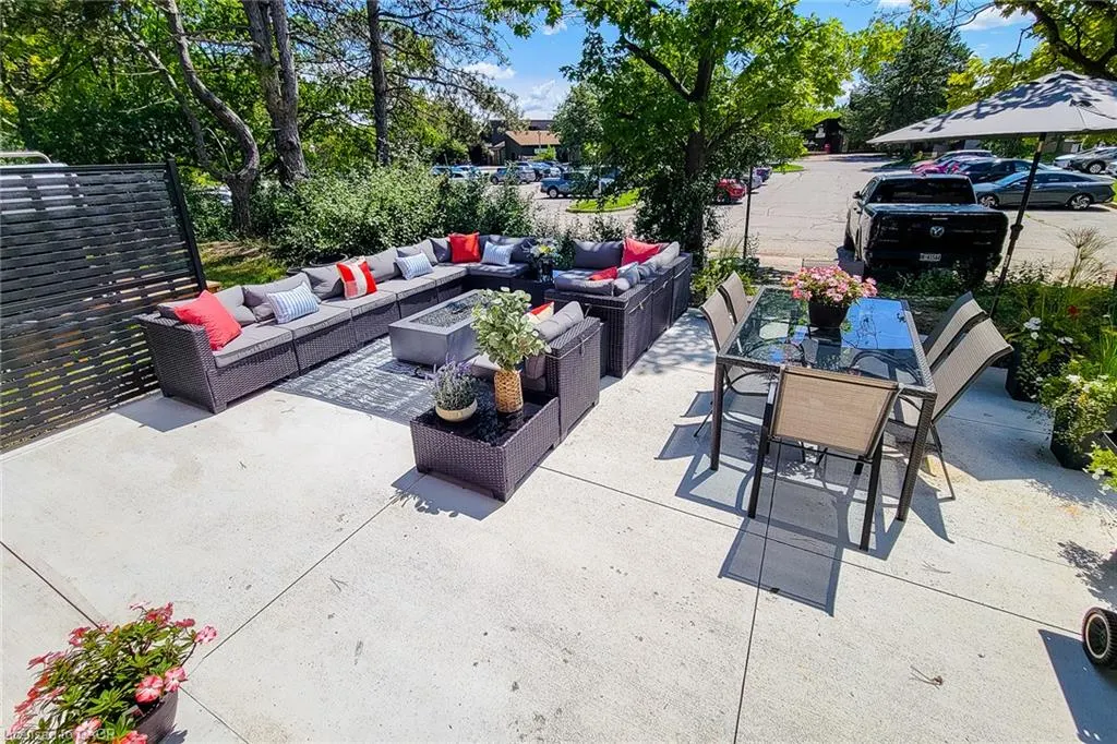 3 Trailside Drive