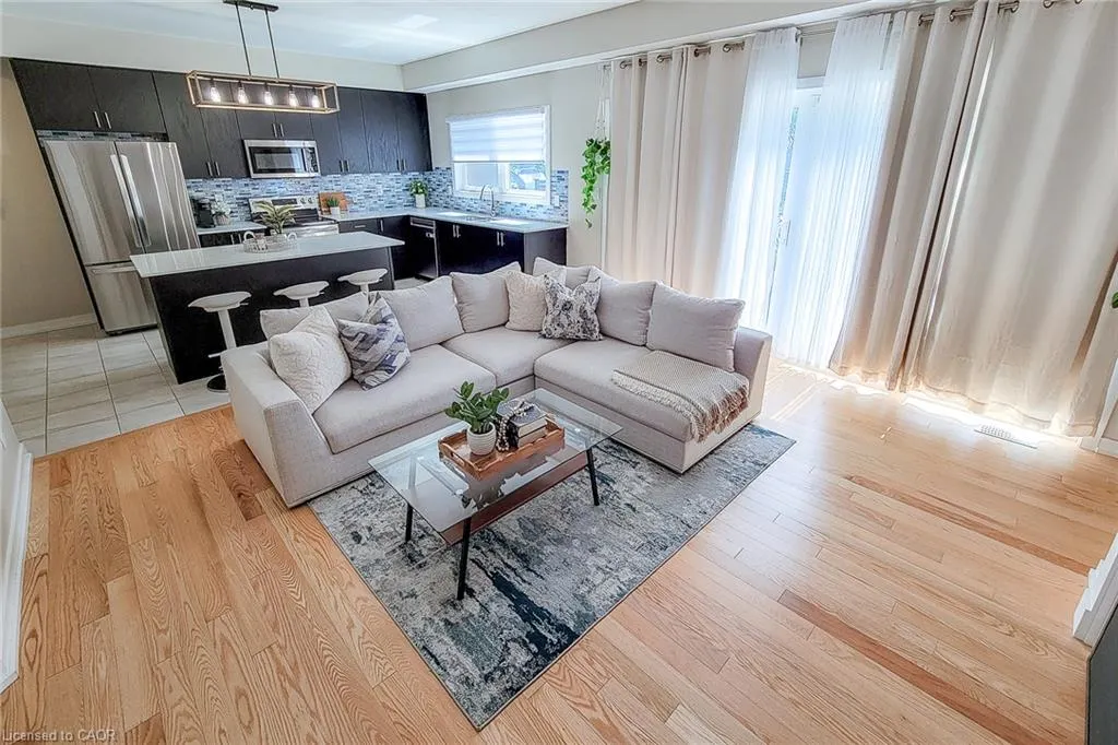 3 Trailside Drive