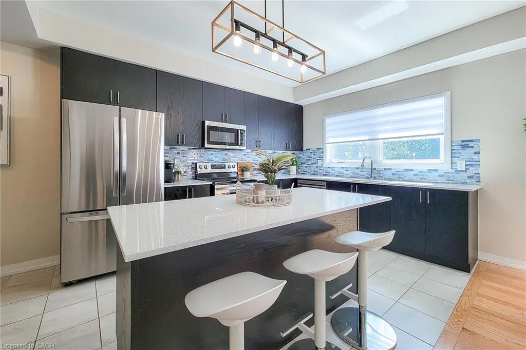 3 Trailside Drive