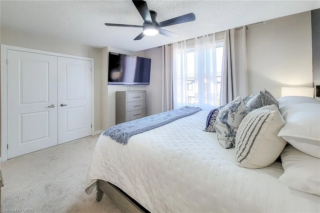 3 Trailside Drive