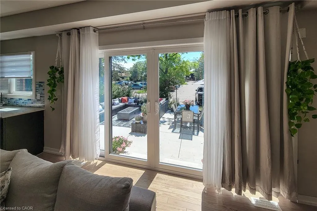 3 Trailside Drive