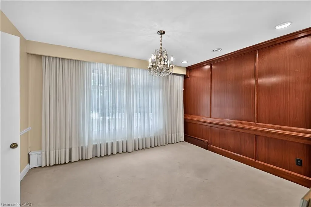 1519 Elite Road