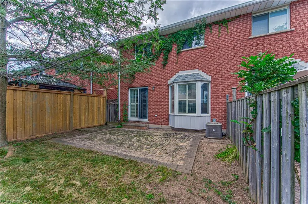 86 Chelsea Crescent
