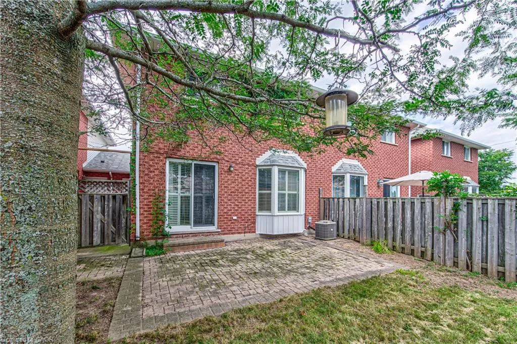 86 Chelsea Crescent