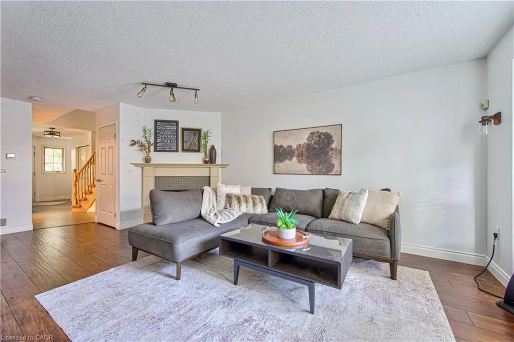 86 Chelsea Crescent