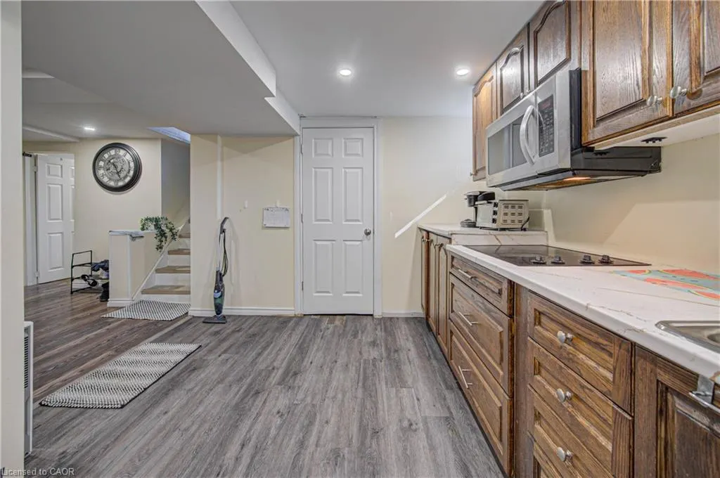 3160 Binbrook Road